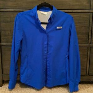 Women’s Columbia fishing shirt